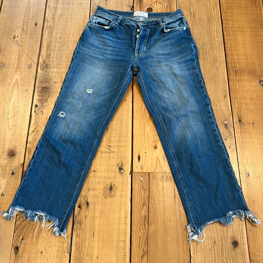 We the Free mid rise crop jeans. Size 26